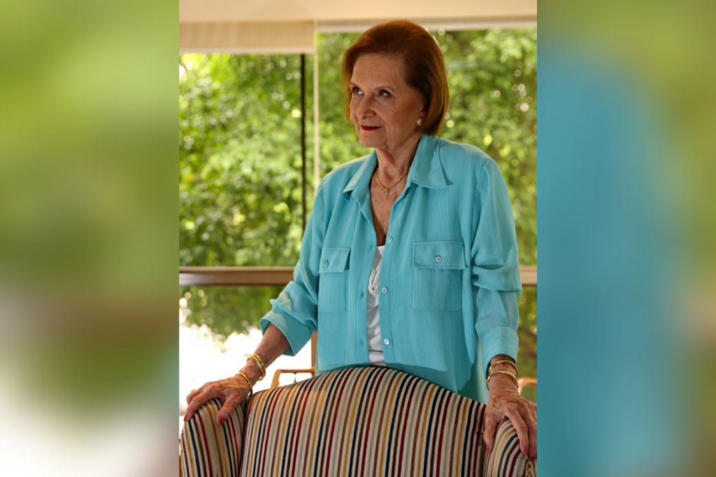 título imagem Morre aos 96 anos a jornalista Célia Ribeiro, referência no jornalismo gaúcho