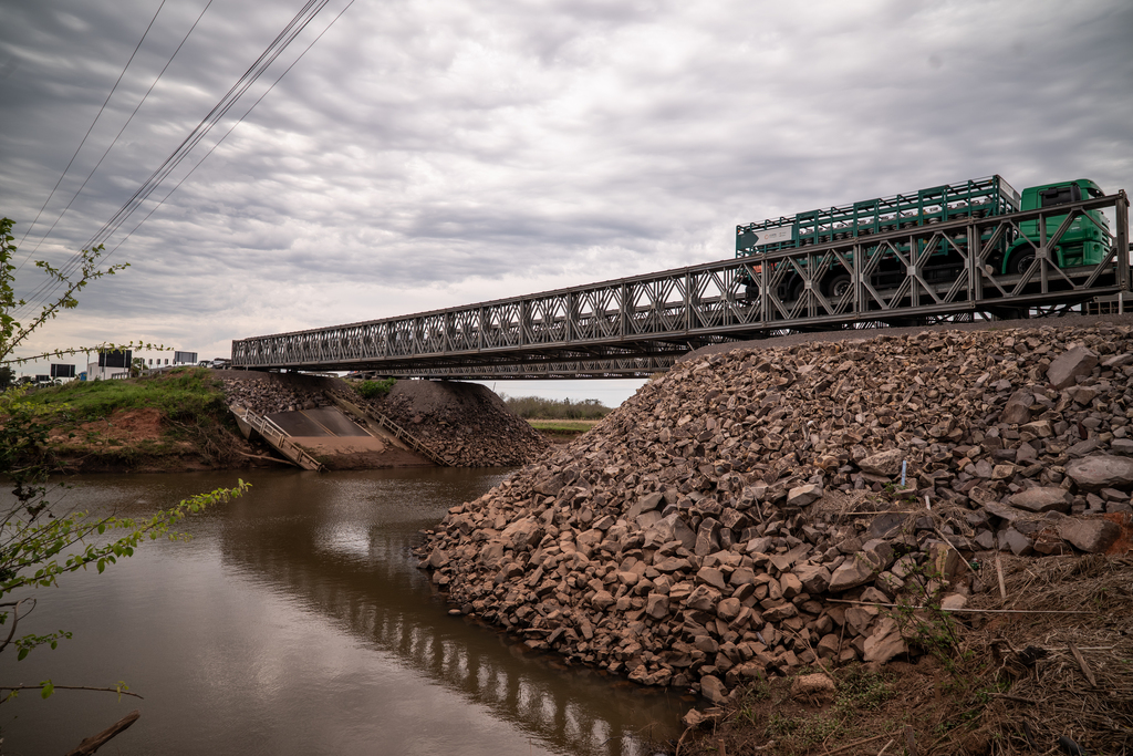 Lideranças políticas falam sobre a demora no início das obras da ponte na RSC-287 em Santa Maria, anunciadas em 1º de setembro