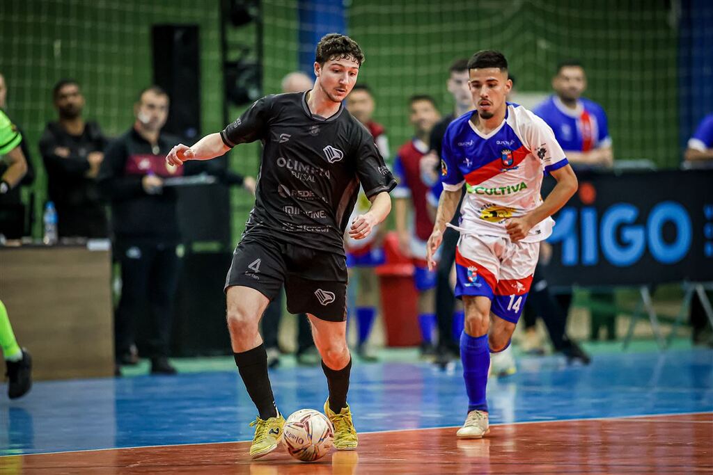 título imagem Olimpia estreia com derrota no triangular final da Série Bronze