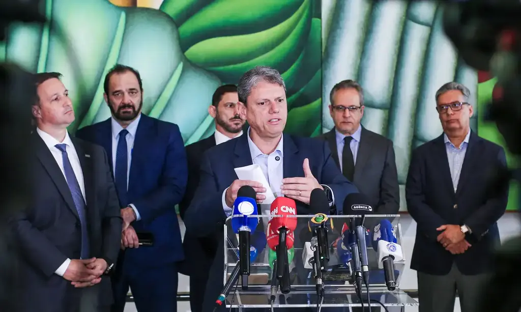 título imagem São Paulo confirma cinco mortes em casos de intoxicação por metanol