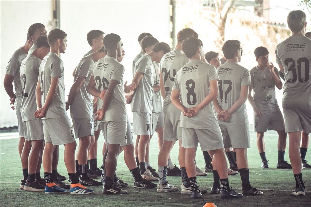 Sub-20 do Inter-SM joga por vaga na semifinal no Gauchão A2