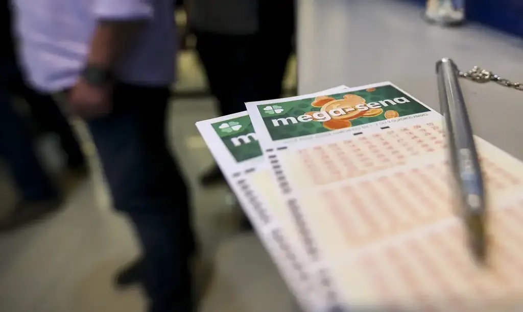 título imagem Mega-Sena sorteia neste sábado prêmio acumulado em R$ 12 milhões