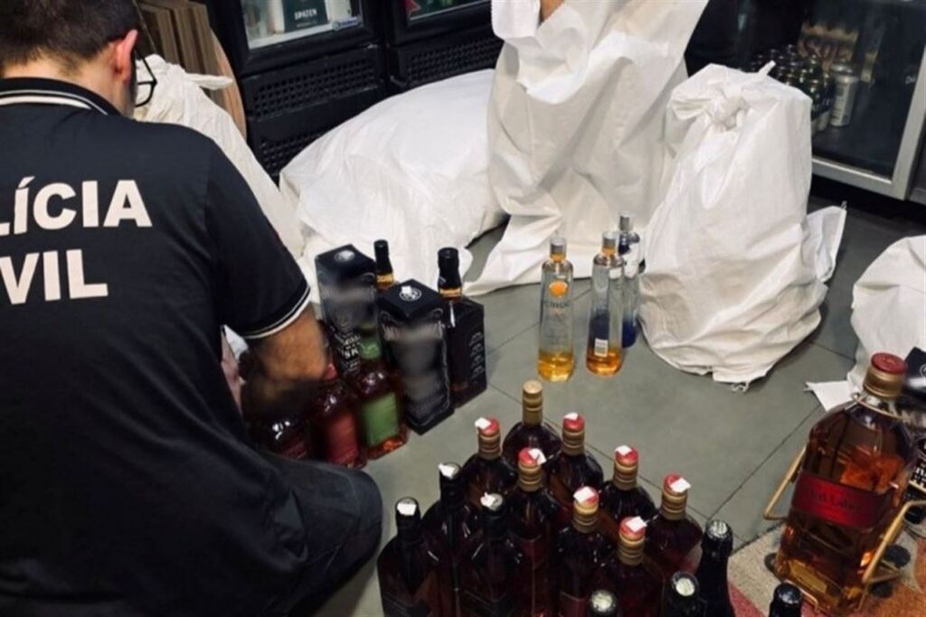 Polícia Civil realiza operação no RS para combater a circulação de bebidas alcoólicas adulteradas