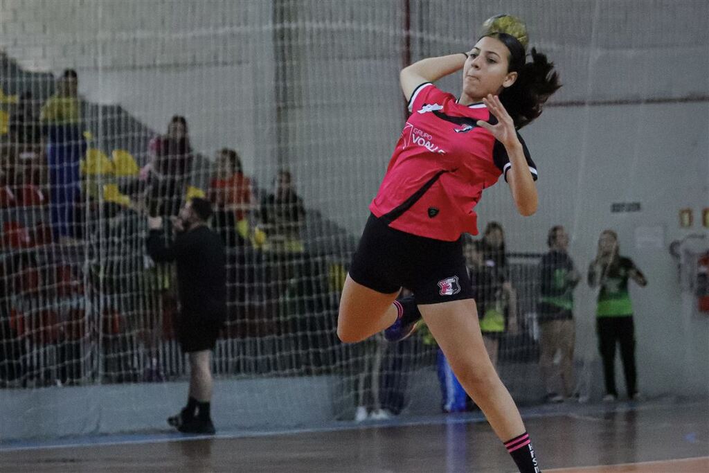 título imagem Santa Maria sedia etapa do Estadual Infantil de Handebol Feminino