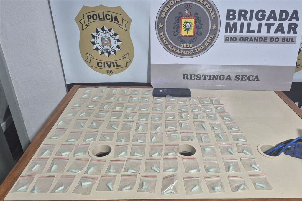 título imagem Homem é preso com 100 porções de cocaína em Restinga Sêca