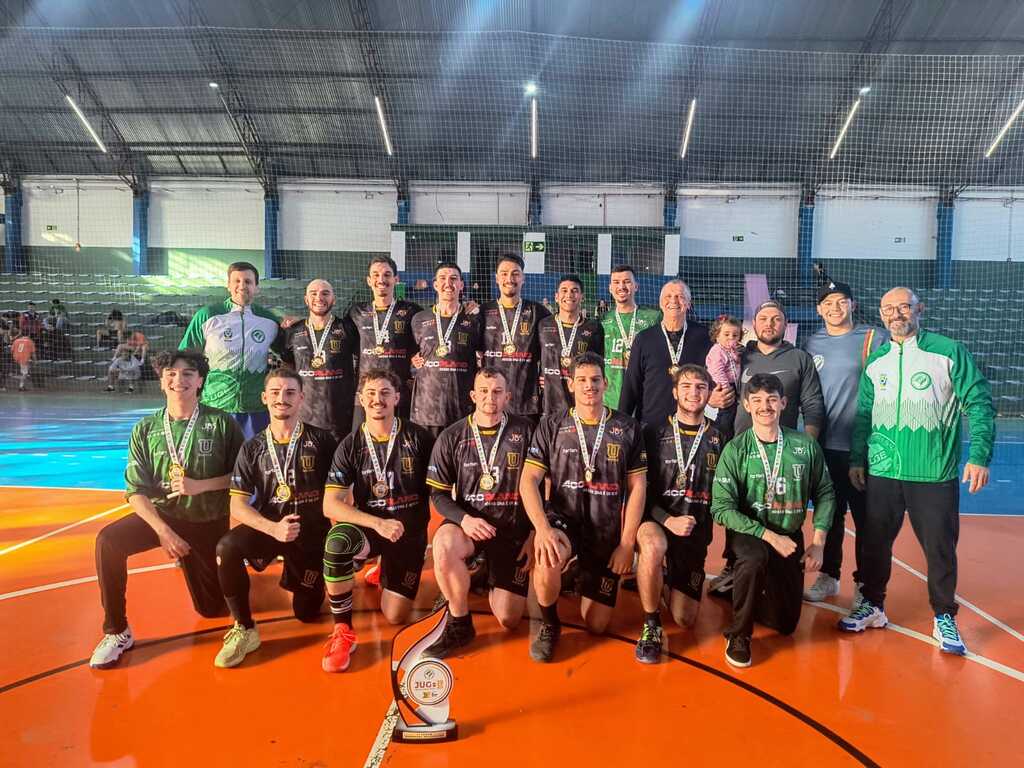Foto: FUGE/Divulgação - Equipe de handebol representou o Rio Grande do Sul na competição