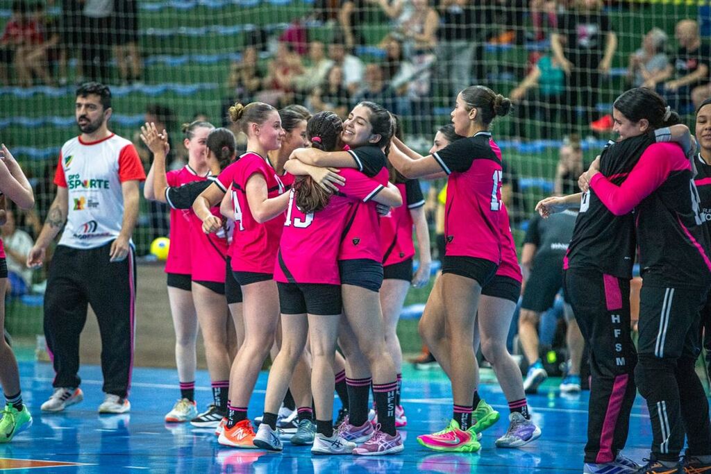 HFSM garante segundo lugar na etapa de Santa Maria e avança às semifinais do Estadual de Handebol Infantil