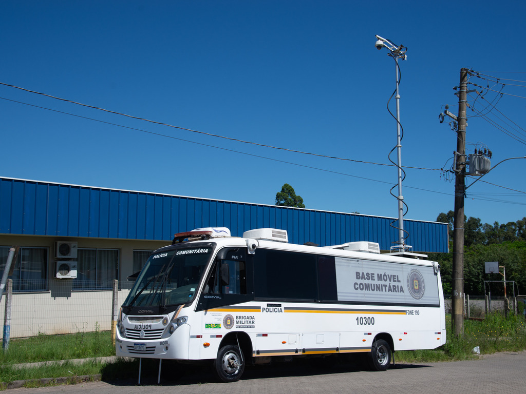 Brigada Militar mantém policiamento 24 horas após tiroteios próximos a escolas em Santa Maria