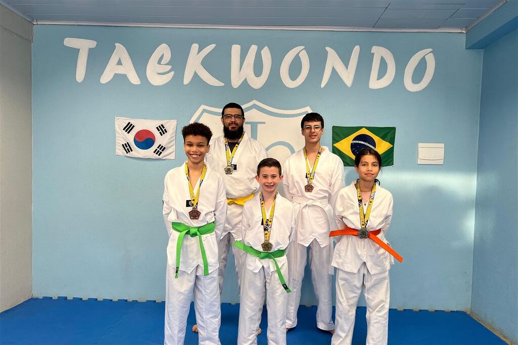 título imagem Lutadores do ATC participaram da Copa RS de Taekwondo e subiram ao pódio