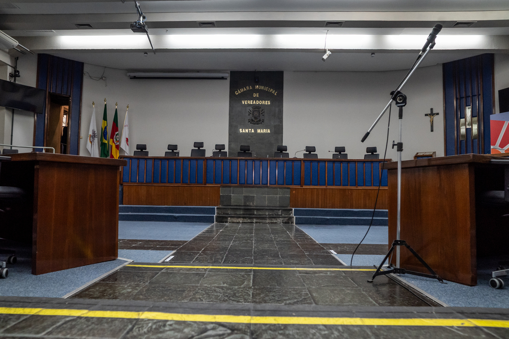Falta de quórum impede votação de projetos na Câmara de Santa Maria
