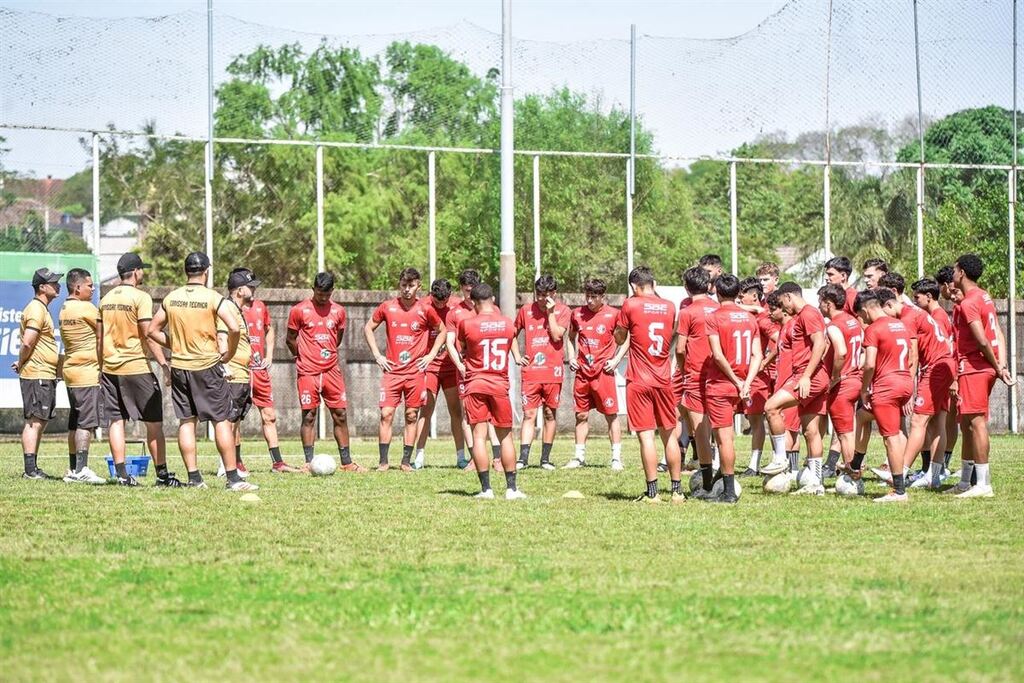 Foto: Renata Medina (Inter-SM) - Guris da Baixada recebem o Cruzeiro de Santiago no Estádio Presidente Vargas, neste domingo (19), às 15h. Quem vencer garante vaga na elite estadual da categoria