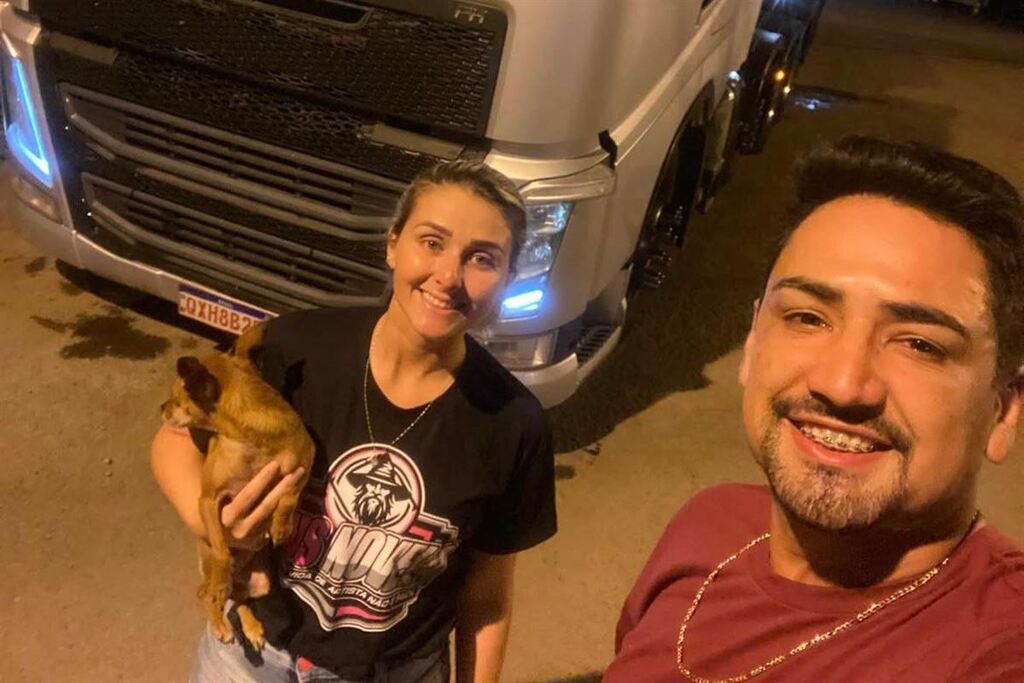 Caminhoneira Débora Guidolin, vítima de acidente no Paraná, é sepultada em  Santa Maria