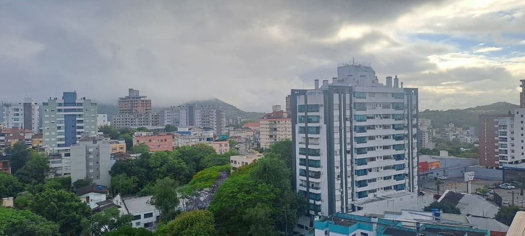 Quinta-feira de frio e tempo fechado em Santa Maria; sol volta apenas no fim de semana