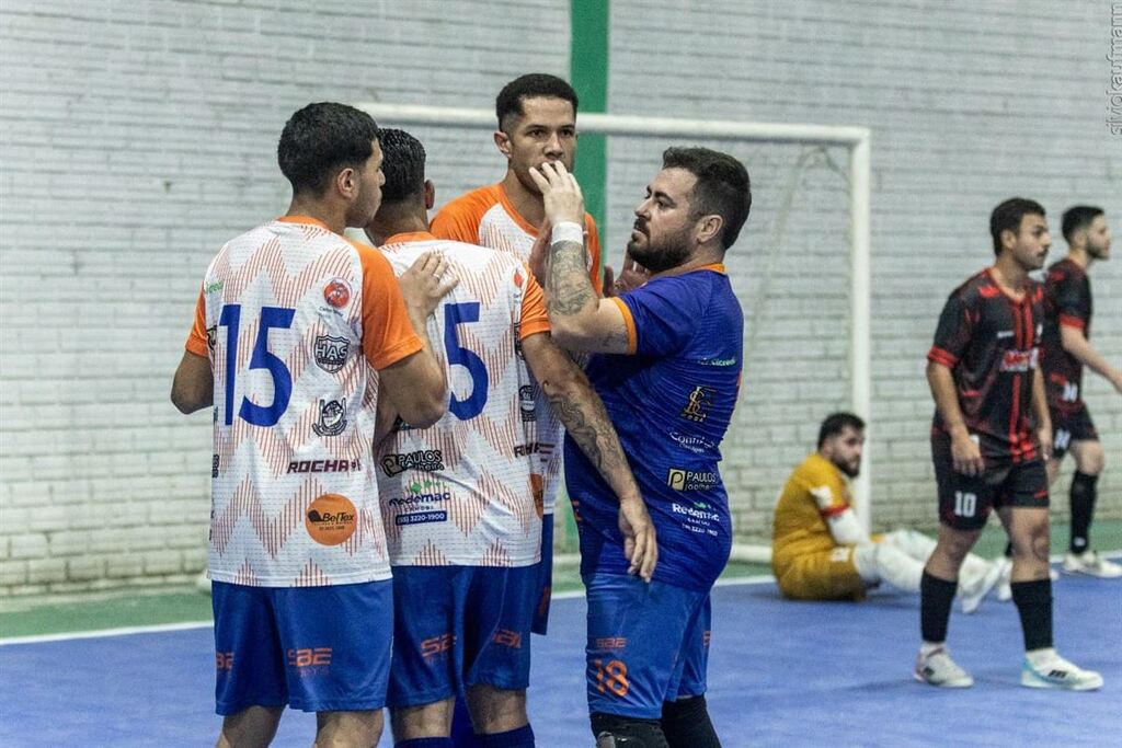 título imagem AGF joga final estadual neste domingo à noite no Oreco