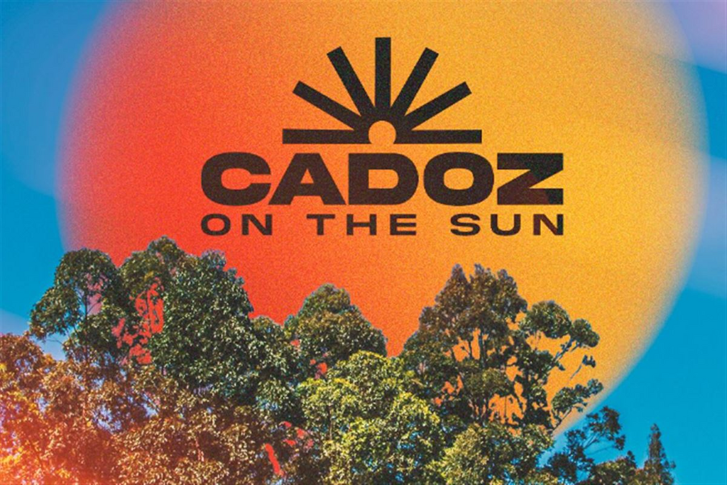 título imagem Pôr do sol, temperatura alta e últimas unidades: sunset do Cadoz acontece neste domingo