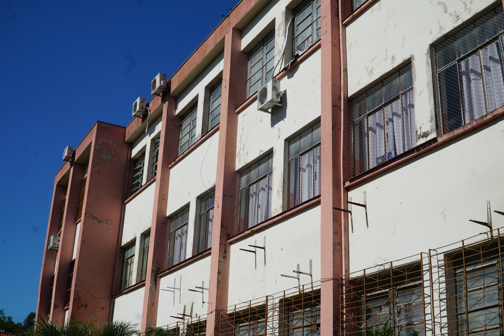 título imagem “É muito triste. Perdemos verba que poderia ser usada com os alunos”, lamenta professor após sequência de furtos em escola de Santa Maria