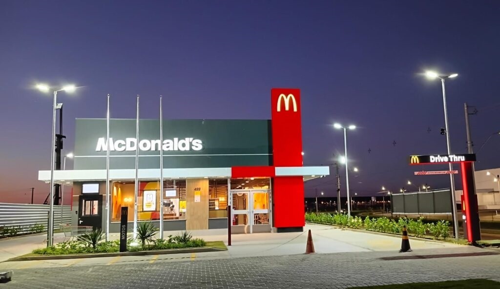 McDonald's abre 50 vagas de emprego para nova lanchonete; veja como concorrer
