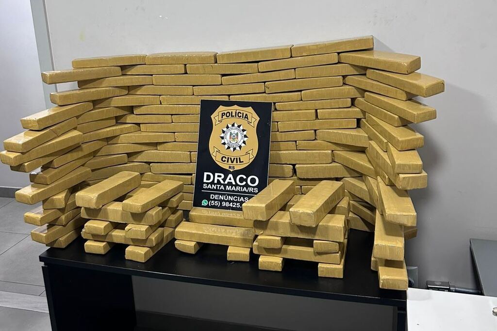 título imagem Jovens são presos em Santa Maria transportando mais de 100 quilos de maconha