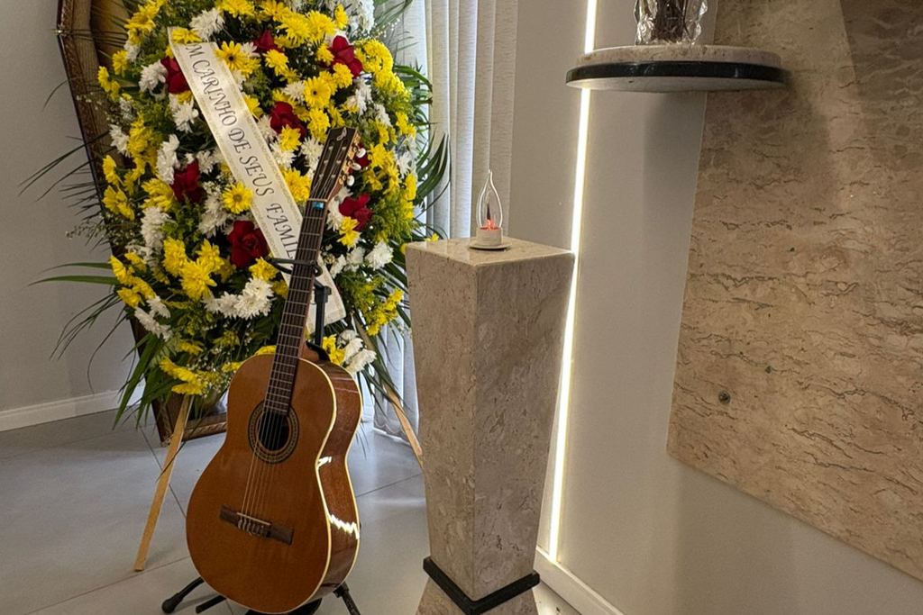 título imagem Comunidade se despede de João Chagas Leite, referência do canto nativista gaúcho