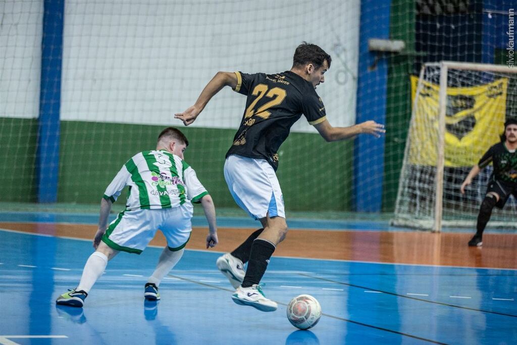 título imagem Municipal de Futsal chega à fase eliminatória nesta sexta-feira