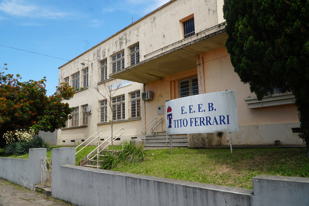 Professora de São Pedro Sul baleada pelo companheiro segue internada em estado grave em Santa Maria