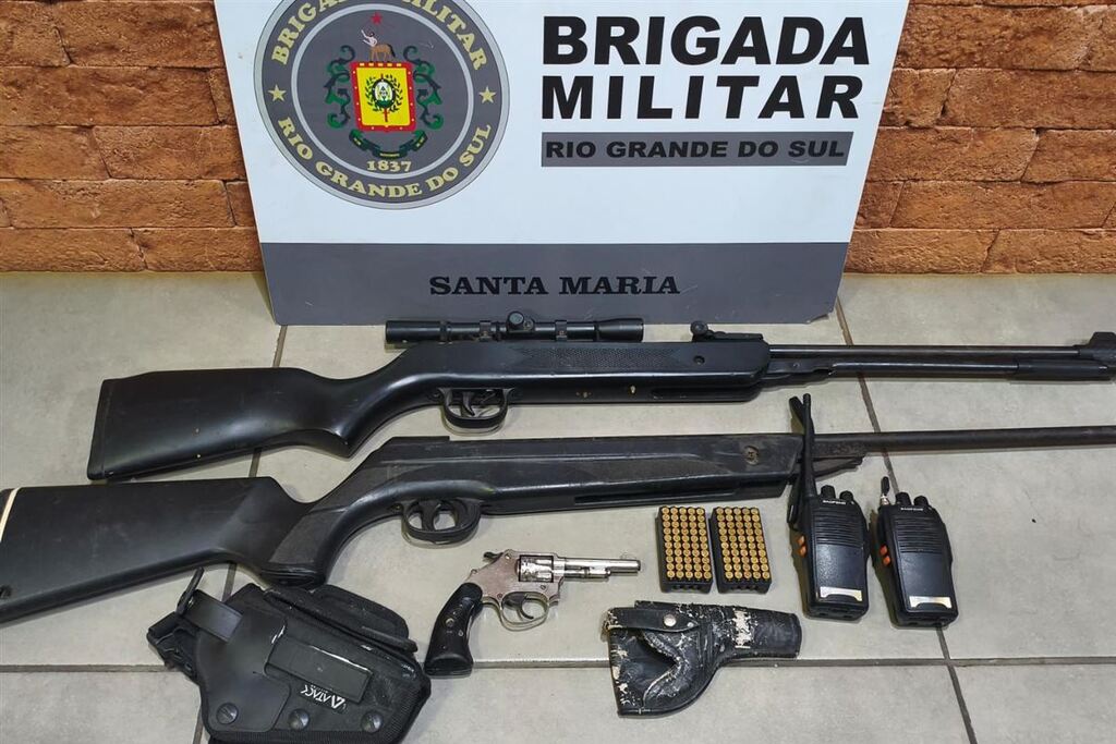 título imagem Brigada Militar apreende armas e recaptura foragido em Santa Maria