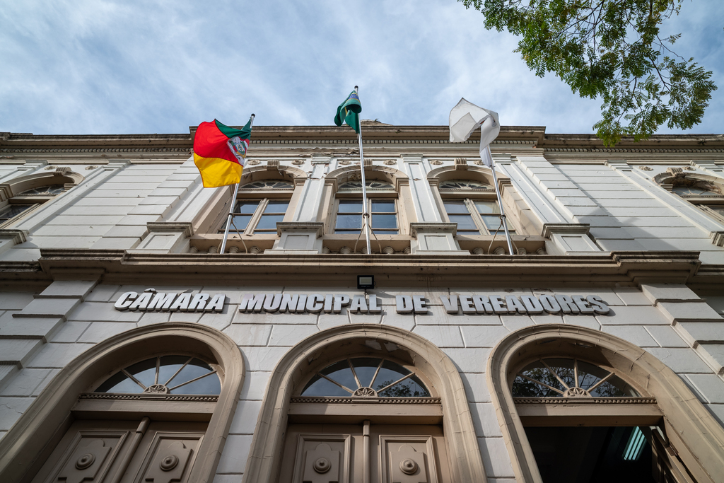 título imagem Confira a posição de cada um dos 21 vereadores de Santa Maria sobre a Reforma da Previdência