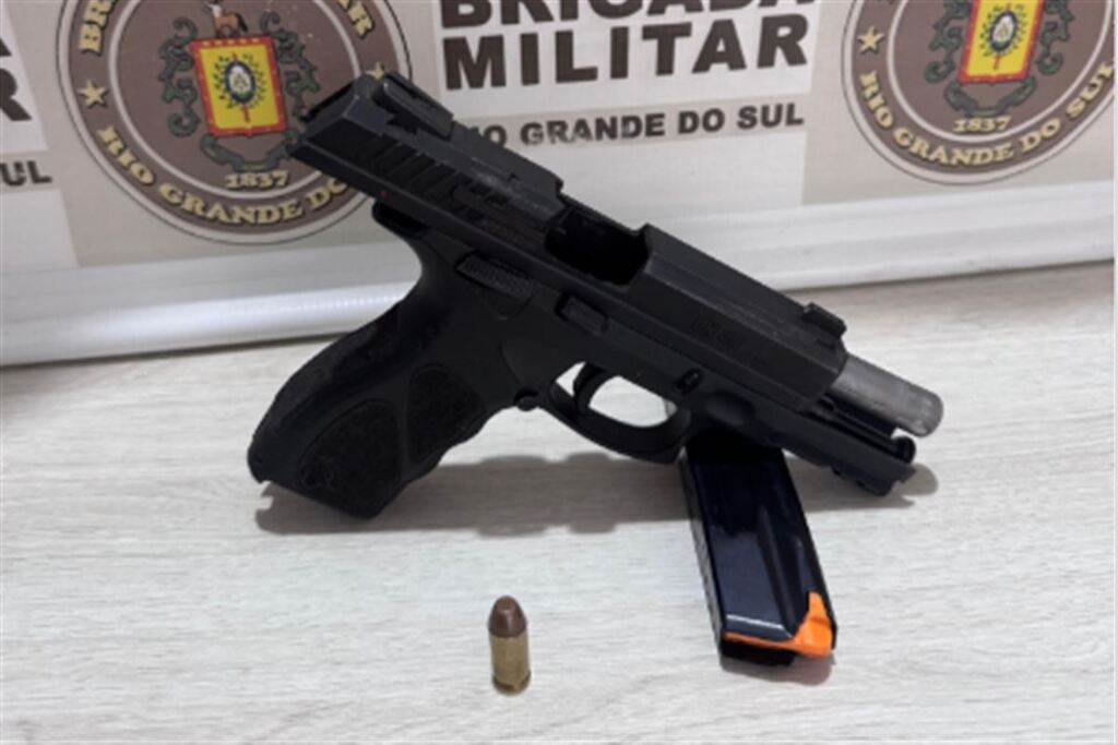 título imagem Brigada Militar prende condutor por porte de arma em Júlio de Castilhos