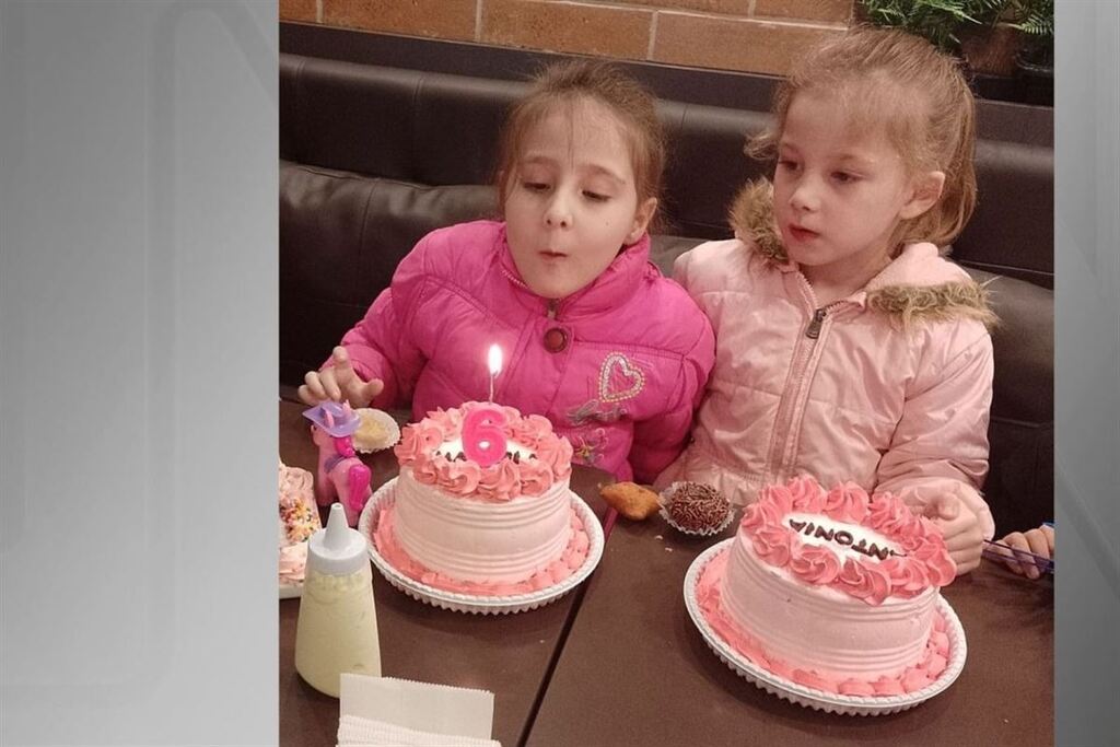 Justiça suspende processo contra mãe, que já morou em Santa Maria, suspeita de matar gêmeas