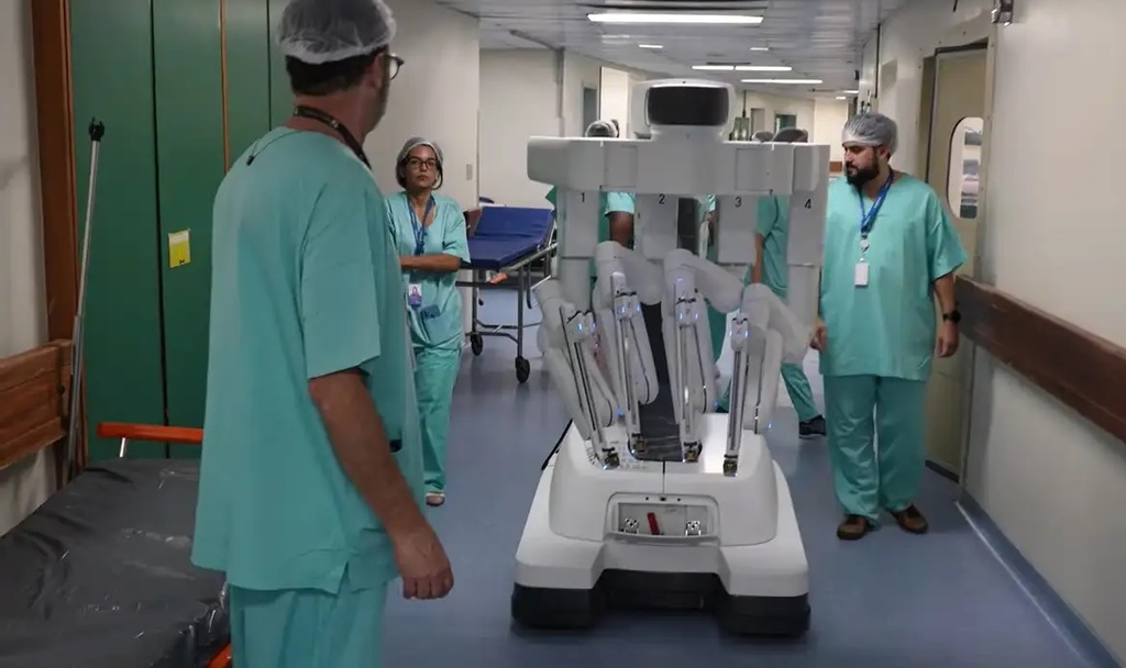 Inca ganha primeiro centro de treinamento em cirurgia robótica do SUS