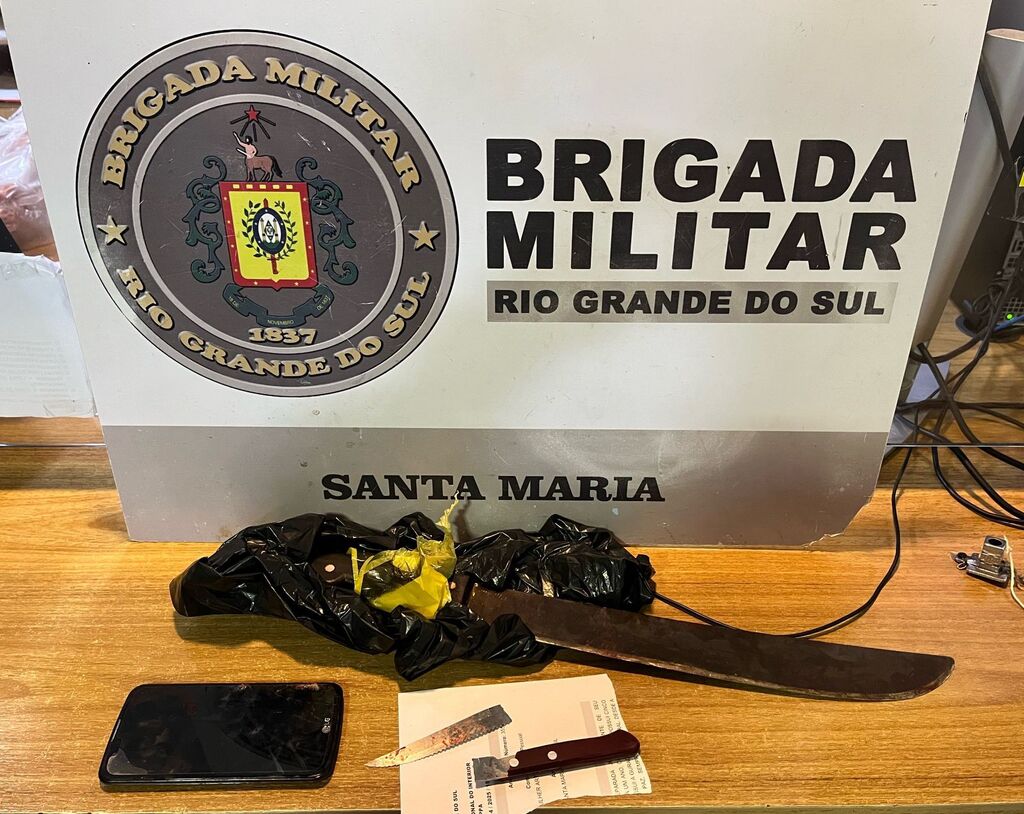 Homem é preso após tentar matar ex-companheira e esfaquear irmão da vítima no Bairro Duque de Caxias