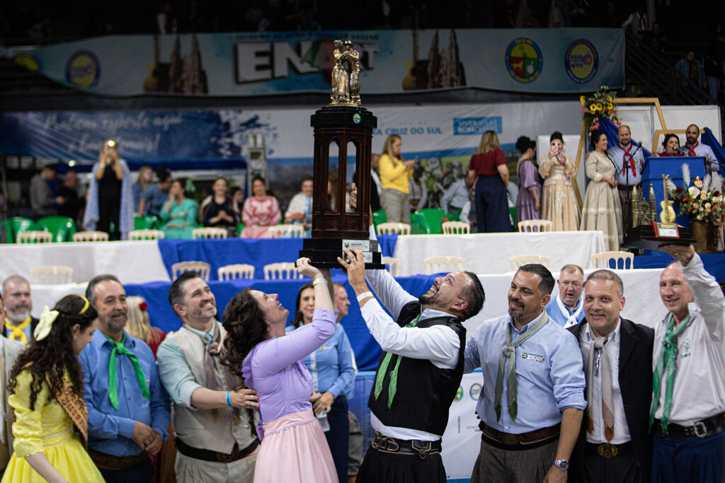 Foto: TV do Gaúcho (Divulgação) - Comemoração do grande campeão.