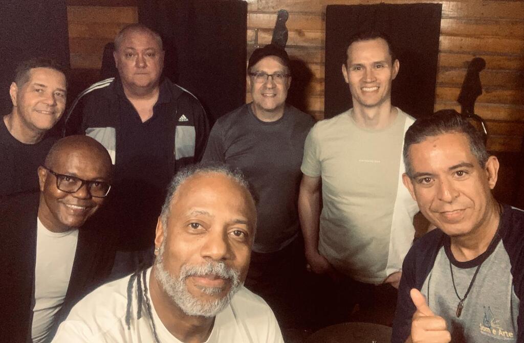 Tributo a Milton Nascimento chega ao Theatro Treze de Maio com o espetáculo “Encontros & Travessias”