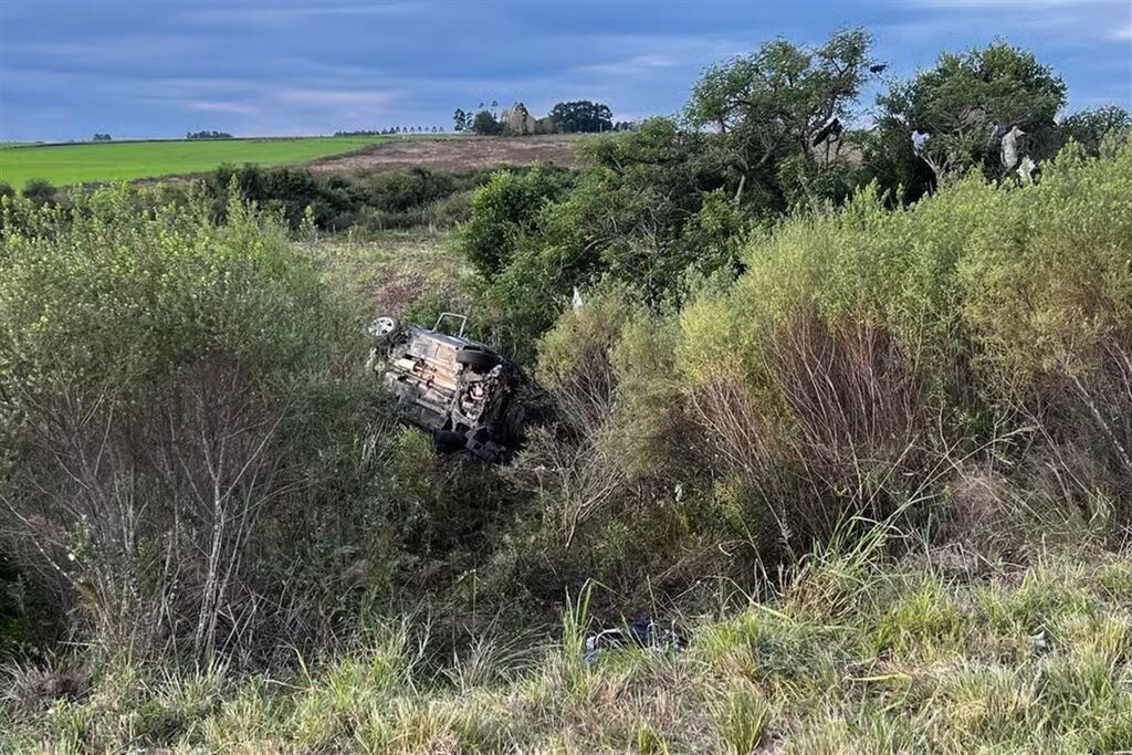 Condutor envolvido em acidente que matou enteados de filha de Mano Menezes fecha acordo e não será processado