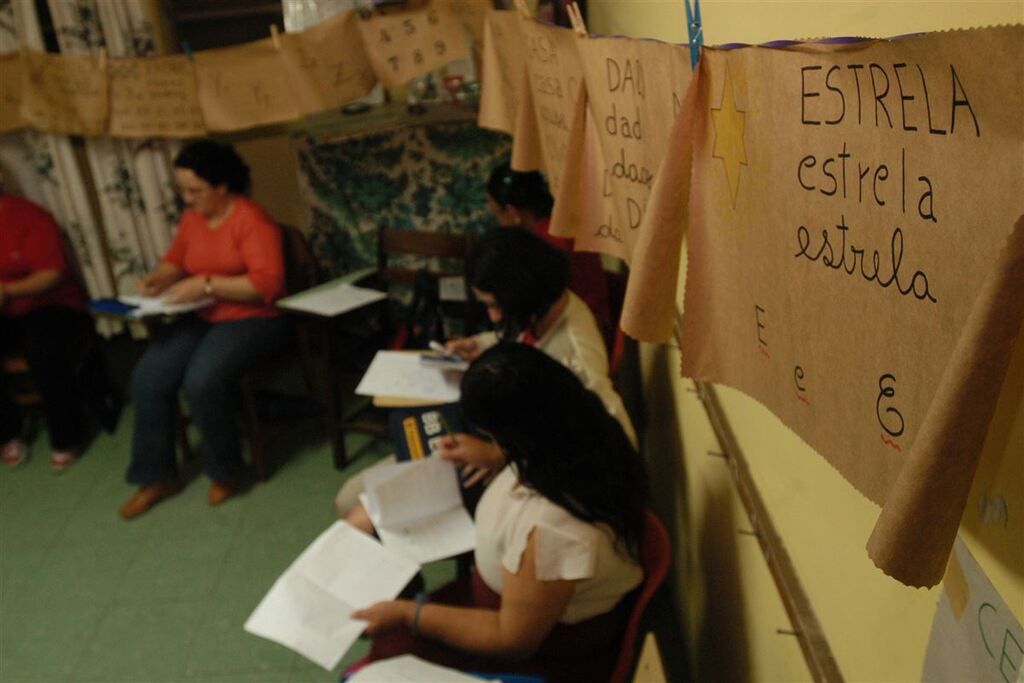 Está aberto período para solicitar vagas na Educação de Jovens e Adultos (EJA) em Santa Maria; veja como se inscrever