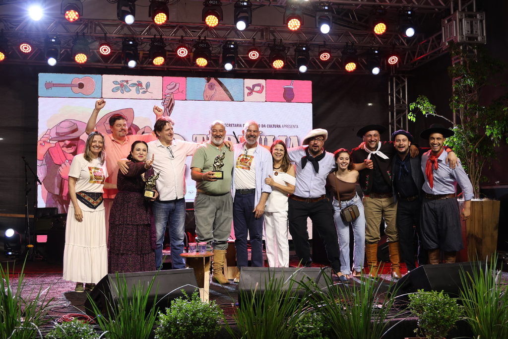 “Raiz, Fruto e Semente” é a vencedora da 32ª Tertúlia Musical Nativista