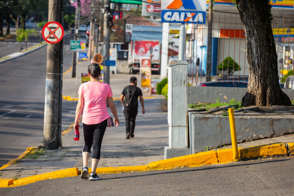 Tempo firme e temperatura em elevação marcam a quarta-feira em Santa Maria