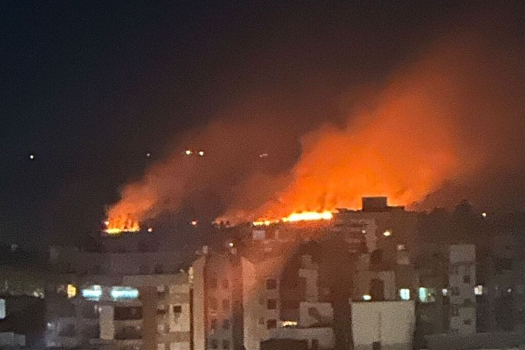 Incêndio em vegetação mobiliza Corpo de Bombeiros e Exército em Santa Maria
