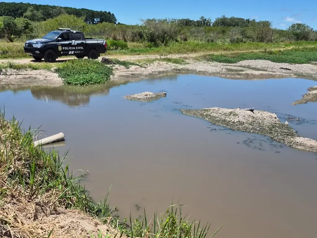 Homem é preso suspeito de matar o filho afogado em açude no Estado