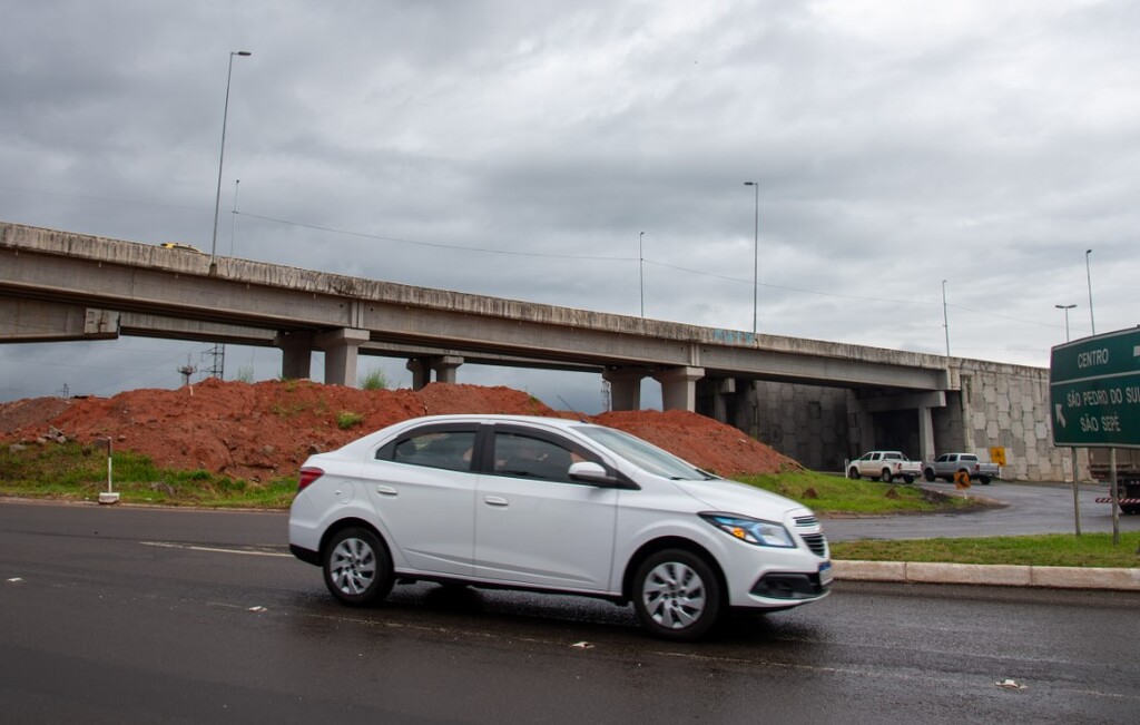 Prova de CNH poderá ser feita em carro comum, sem duplo comando
