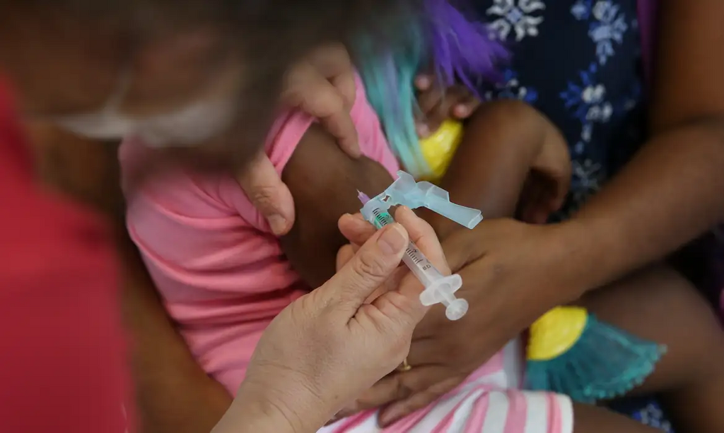 Com novo caso suspeito, vigilância de Santa Maria reforça alerta e orientações sobre meningite