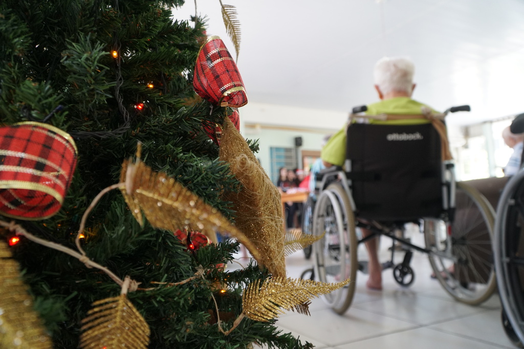 Lar Vila Itagiba aguarda presentes para 61 idosos no Amigo Secreto de Natal