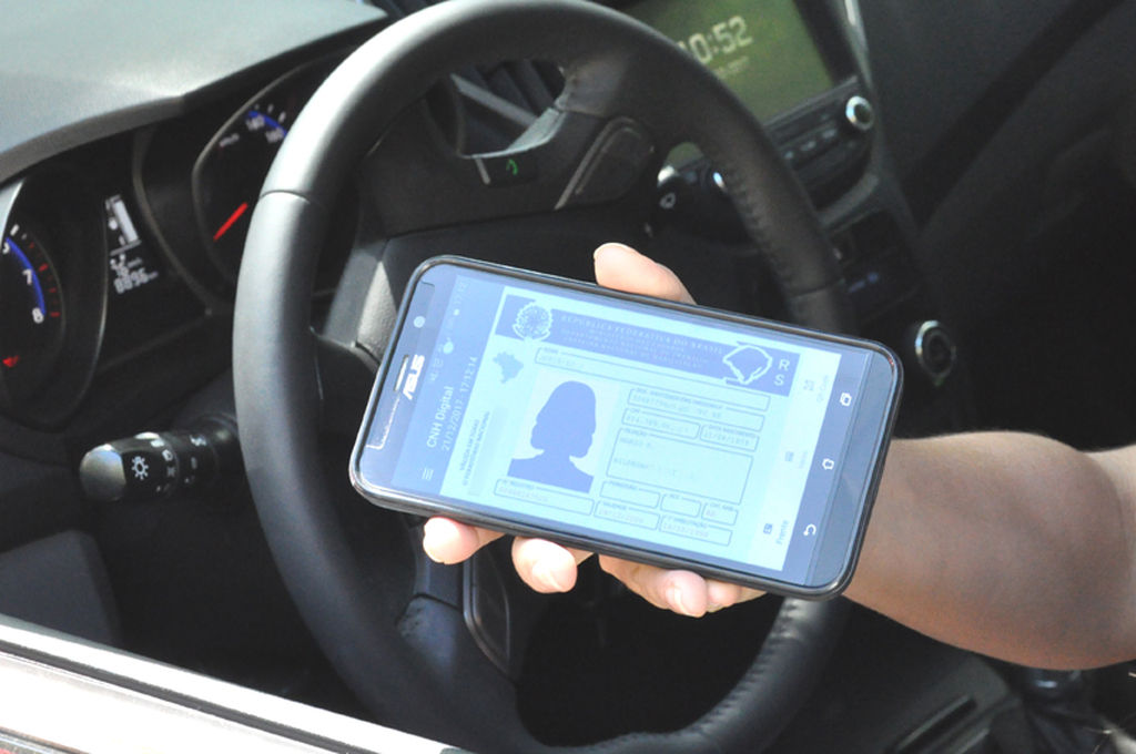 Exame toxicológico passa a ser obrigatório para primeira habilitação nas categorias A e B