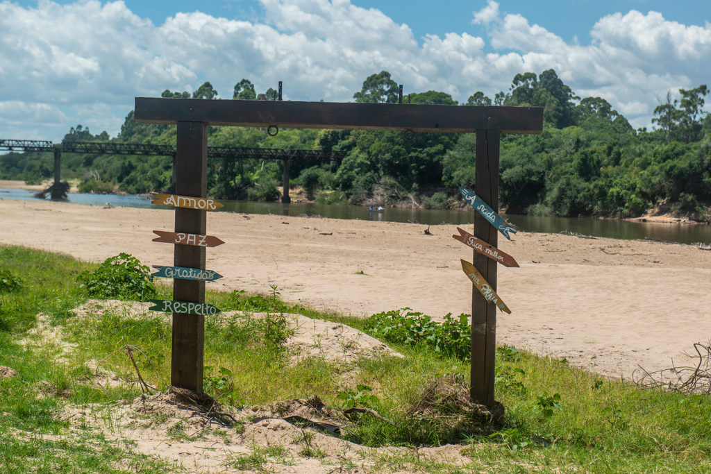 Balneários da Região Central recuperam estruturas após enchentes e projetam temporada de verão; clubes de Santa Maria iniciam atividades
