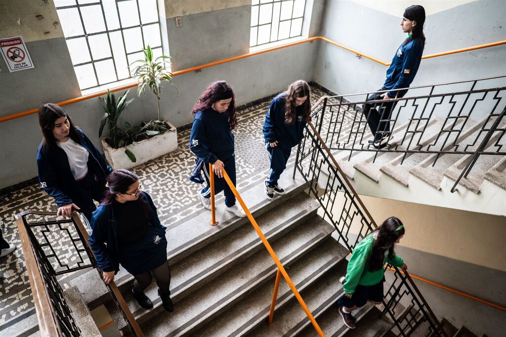 Estado abre prazo para confirmação presencial das vagas nas escolas estaduais