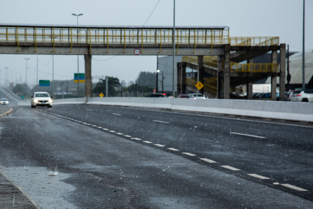 Quarta-feira amanhece com chuva em Santa Maria; tempo deve abrir pela tarde e afastar instabilidade