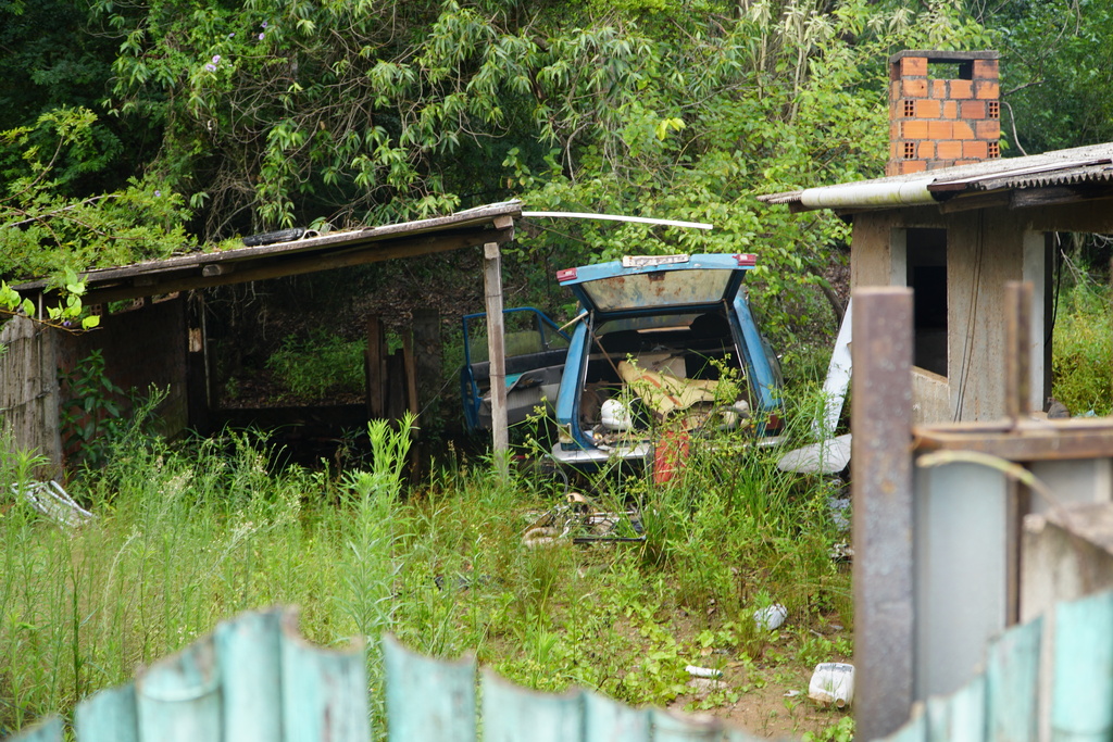 Quatro são presos após apreensão de explosivos, armas e drogas em operação que isolou rua em Santa Maria
