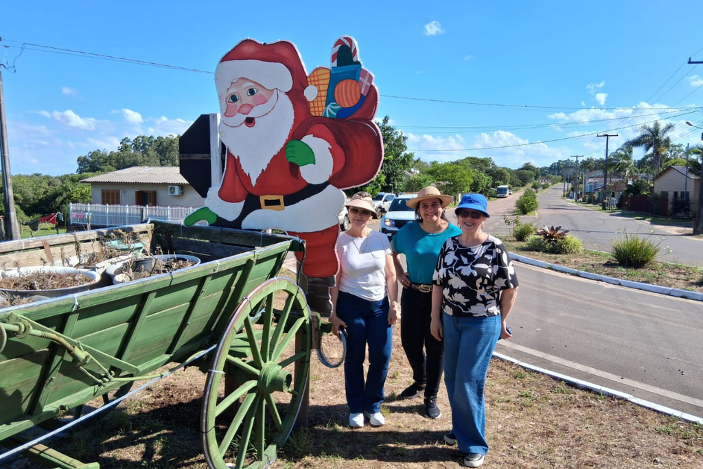 Arte transforma espaços públicos e dá brilho especial ao natal de Formigueiro