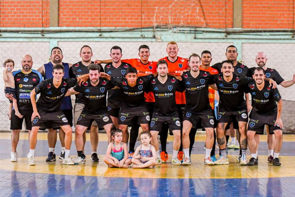 título imagem Maradonabet FC vence a Série B da Liga de Horários de Futsal
