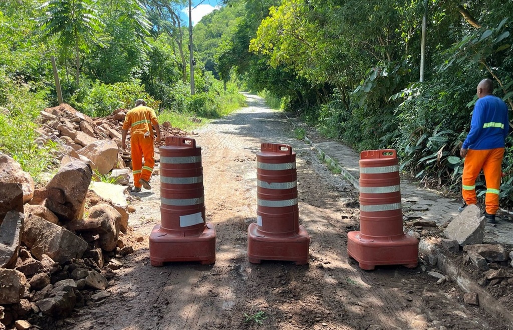 Começam sondagens para a obra da estrada do Perau, que segue bloqueada para motoristas